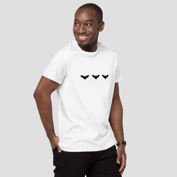 mens-cotton-crew-neck-regular-fit-black-bat-print-t-shirt